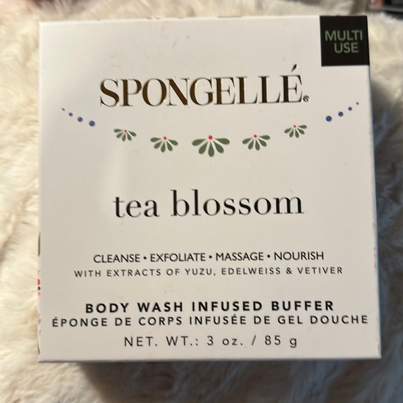 Spongelle Tea Blossom Body Wash Infused Buffer 3oz NIB - Picture 1 of 3